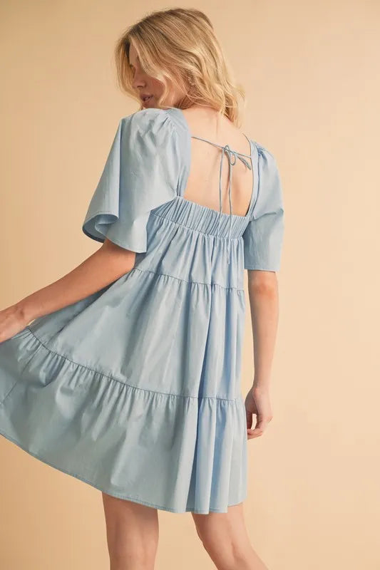 Women's apparel – product view 5