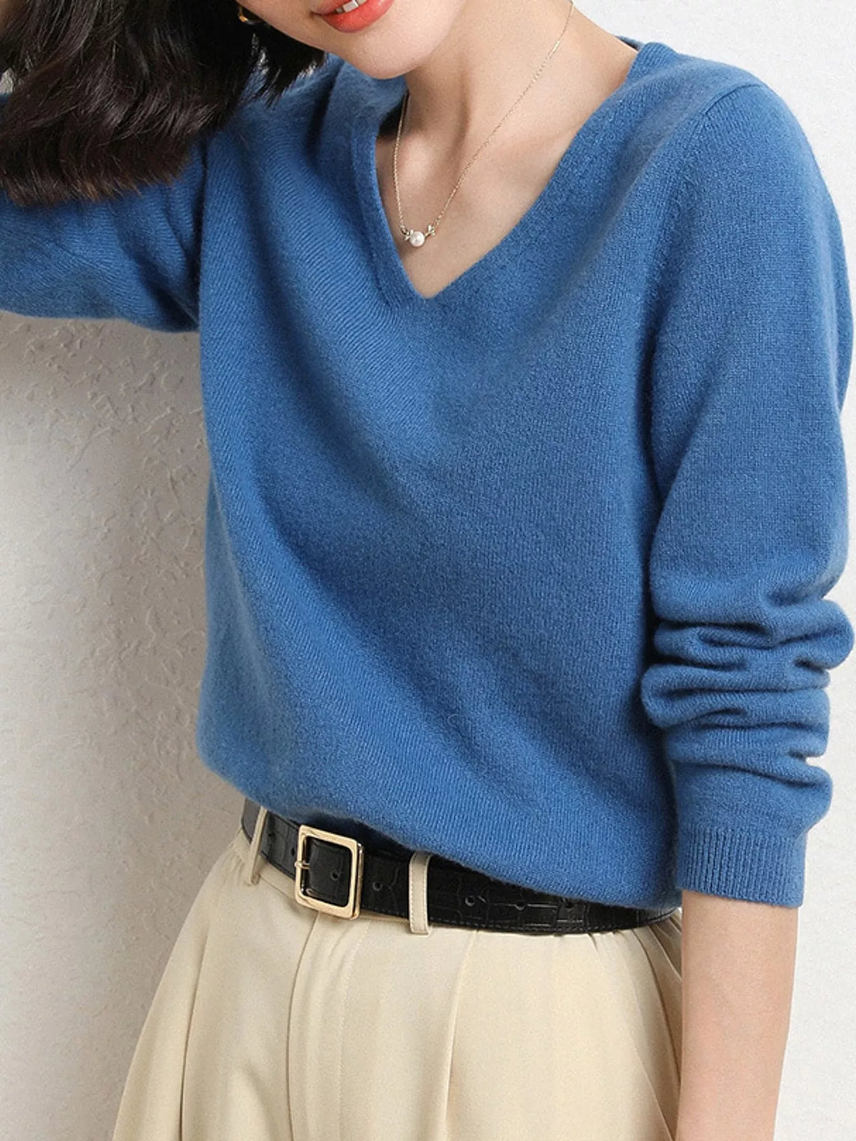 Dusty Blue v-neck long sleeve knit top