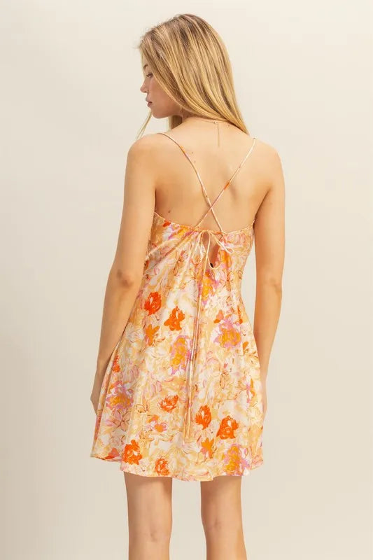 Women's apparel – product view 3