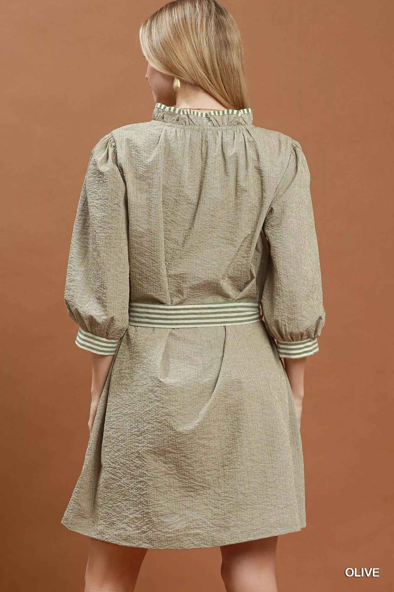 Women's apparel – product view 3