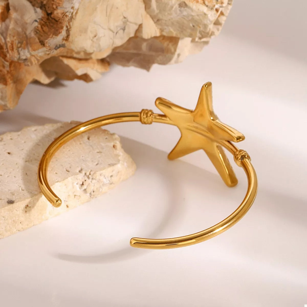 Trendsi 18K Gold-Plated Starfish Open Bracelet -