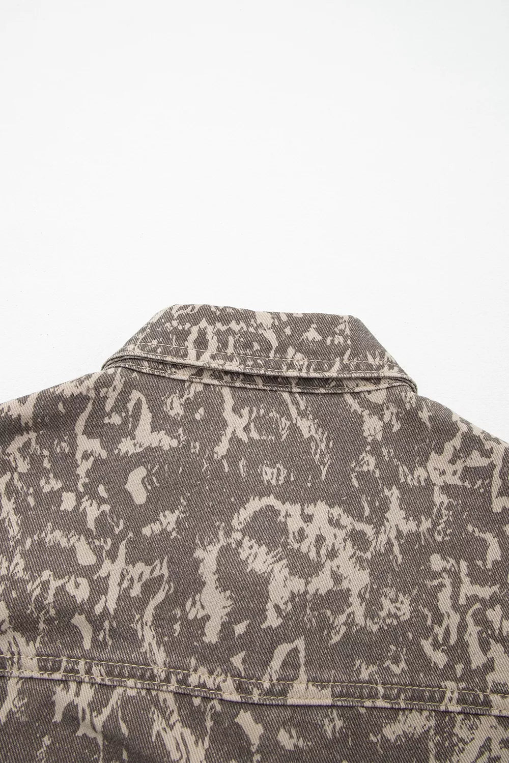 Trendsi Abstract Print Long Sleeve Collar Raw Hem Denim Jacket -