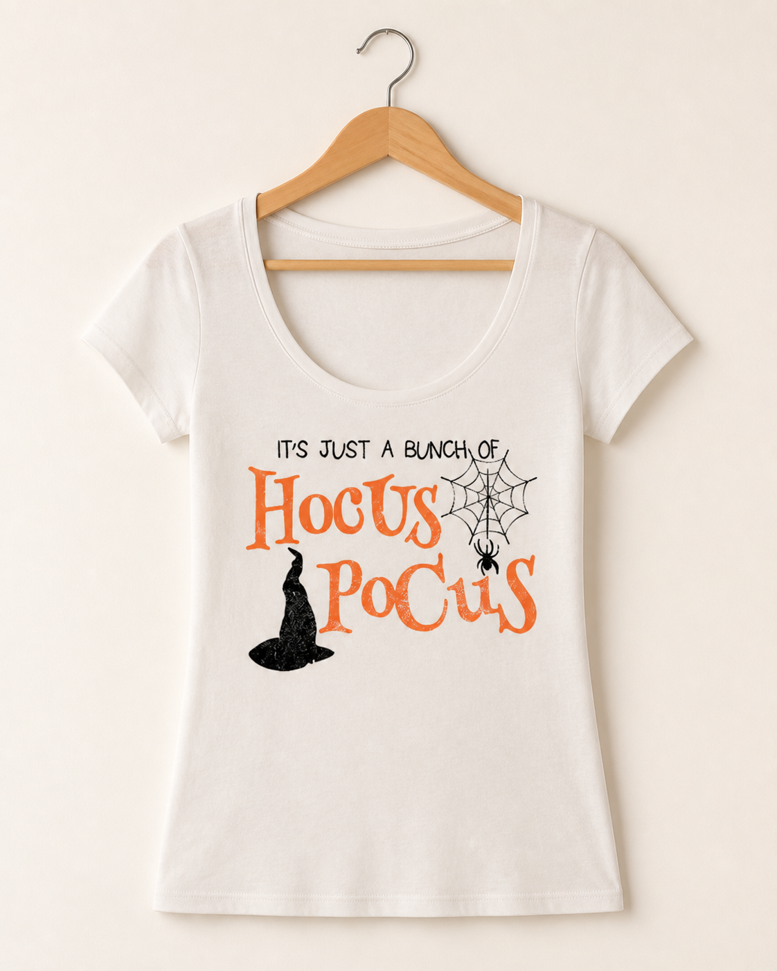 Niobe Clothing Hocus Pocus Holiday Graphic T-Shirt in Black - T-Shirts g_shirts