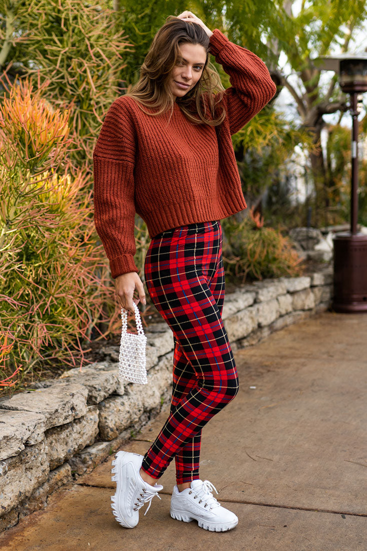 Niobe Clothing Red Plaid Design Leggings - Leggings p_leggings