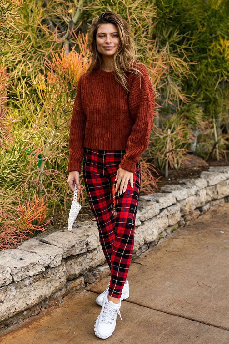 Niobe Clothing Red Plaid Design Leggings - Leggings p_leggings
